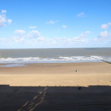 Apartment Vue Sur Mer Blankenberge Buitenkant foto